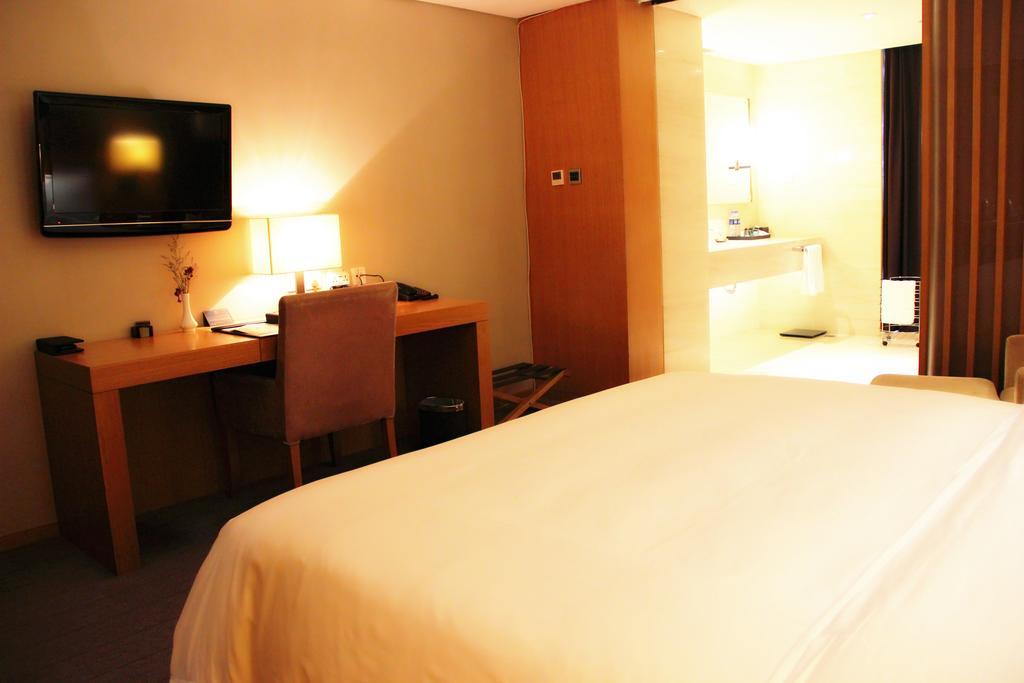 Shenyang Tianfeng International Hotel Dış mekan fotoğraf